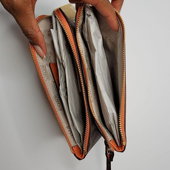 Michael Kors Jet Set Travel Large Double Wristlet - Picture 5 of 5